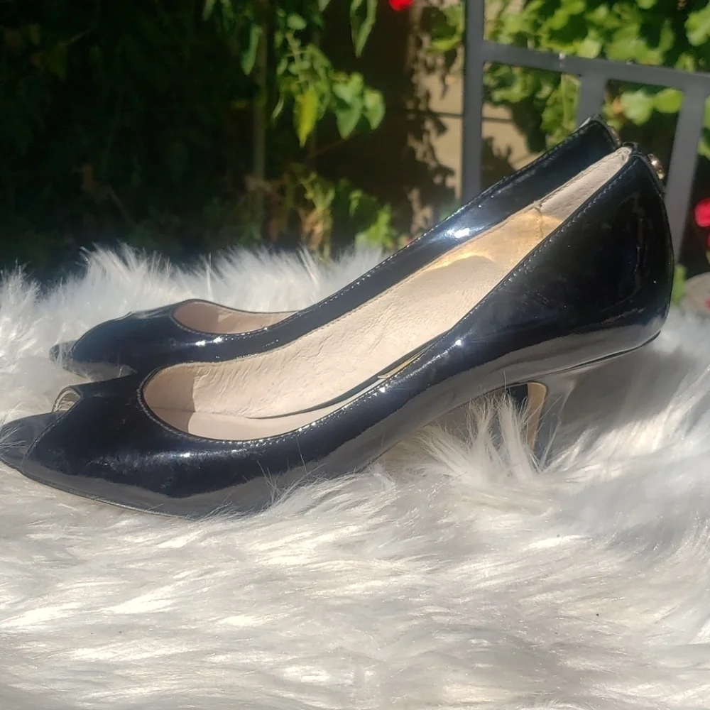 MICHAEL KORS Black Patent Peep Toe Heels 7